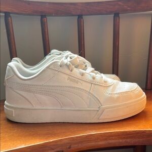 PUMA Children's Caven Jr White Sneaker Size 2C